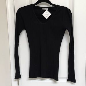 a new day Black Long Sleeve V-Neck Top